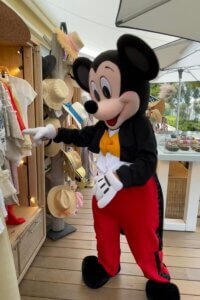 accueil mickey grand hôtel saint jean cap ferrat